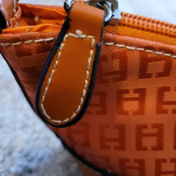 Chateau Orange Small Womens Purse - Preloved - Picture 3 of 9